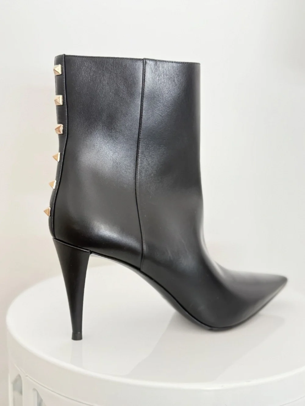 Valentino Garavani Rockstud Black Calfskin Leather Ankle Boot - Picture 6 of 9